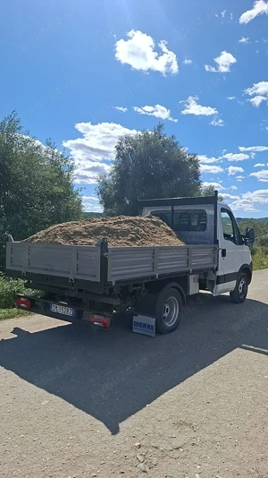Vând iveco daily basculabil