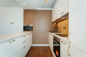 Apartamnet cu 2 camere de inchiriat in zona Tractorul - imagine 3