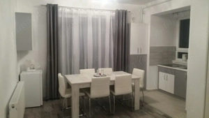Inchiriez apartament cu 3 camere Ghimbav