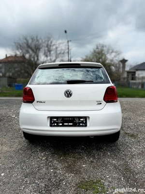 Volkswagen Polo 2014   1.2 Benzină 60 - imagine 4