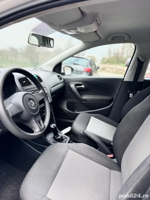 Volkswagen Polo 2014   1.2 Benzină 60 - imagine 3