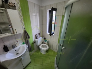 Apartament in vila cu curte mare. Parter. - imagine 4
