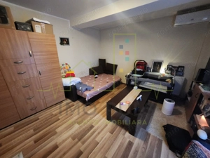 Apartament in vila cu curte mare. Parter. - imagine 8