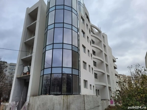 Vand bloc cu 18 apartamente Bloc 1570 suprafață construită