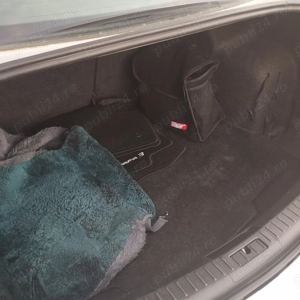 Vând autoturism Mazda 3, , benzina, 1,6 l, euro 5, an 2013 - imagine 4