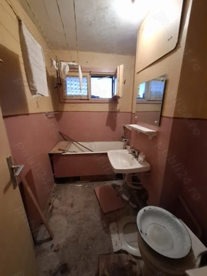 Vând apt..2cam . semidecomandat bloc 4 etaje   - imagine 4