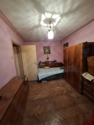 Vând apt..2cam . semidecomandat bloc 4 etaje   - imagine 3