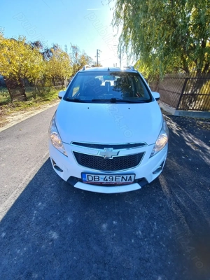 O masina micuta si fasneata - imagine 6