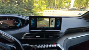 Vând autoturism peugeot 3008