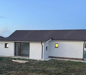 Casa de vânzare in Paleu - imagine 2