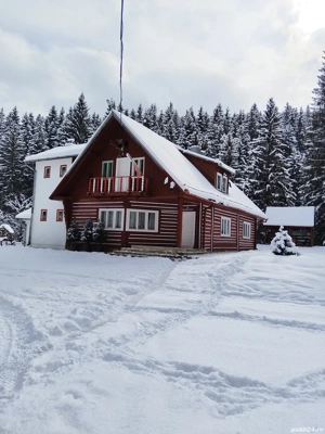 Închiriez cabana pentru Crăciun