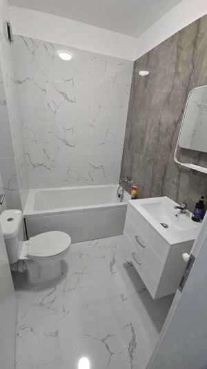 Garsoniera de vanzare,Roșu,aproape de Lidl si 5 min pana la statia STB