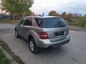 Mercedes Benz 320 - imagine 5