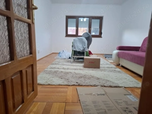 Ap nou renovat 2 cam etaj 1 spatios Podgoria total decomandat - imagine 4