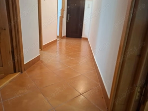 Ap nou renovat 2 cam etaj 1 spatios Podgoria total decomandat - imagine 8