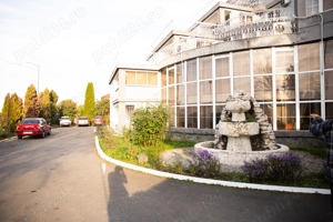 Spatiu de inchiriat pe termen lung, 560 mp , bun pt Clinica , Spital, Show room - imagine 3