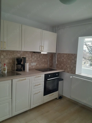 Proprietar închiriez apartament 3 camere în zona Lunei - imagine 5