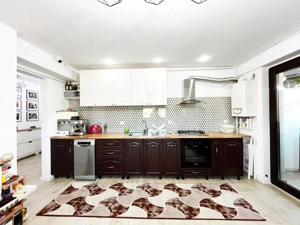 Apartament cu 4 camere la cheie, 78 mp, 2 locuri de parcare, Rediu - imagine 9