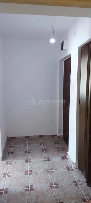 Apartament 2 camere Moldova Nou #259; - imagine 3