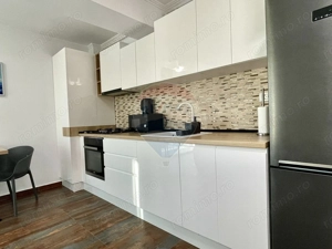 Apartament cu 2 camere de închiriat Mamaia Central termen lung - imagine 8