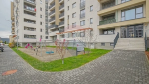 Închiriez apartament 2 camere — Coresi Avantgarden