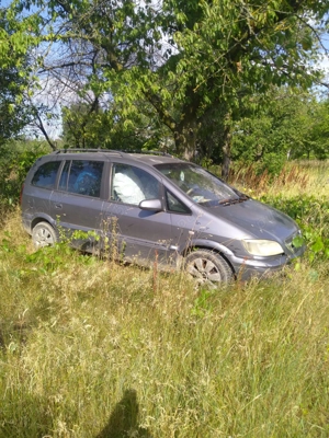Dezmembrez Opel Zafira 1.6 Benzin  - imagine 2