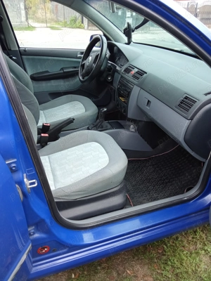 Vând Skoda Fabia hatchback, fabricație septembrie 2001, motor 1400 cmc - imagine 4