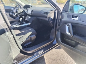 Peugeot 308 style | 1.2 benzină puretech | an 2017 - imagine 6