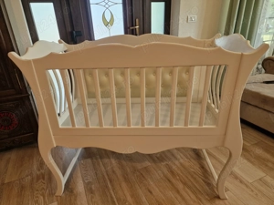 Pătuț deosebit de frumos