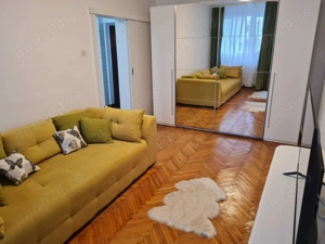 Primesc fată femeie în gazdă   Focșani, zona Colegiul Pedagogic