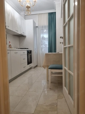 Închiriez apartament cu o cameră 