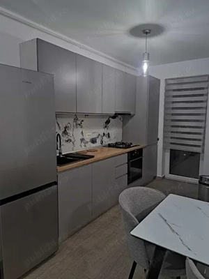 Apartament 3 camere modern living Metrou Berceni - imagine 2