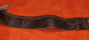  Bracinar  Chimir Serpar  din piele naturala - vintage  ideal pt. panoplie etc   lipsa o catarama  