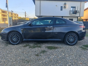 Alfa Romeo GT 2.0 JTS  - imagine 4