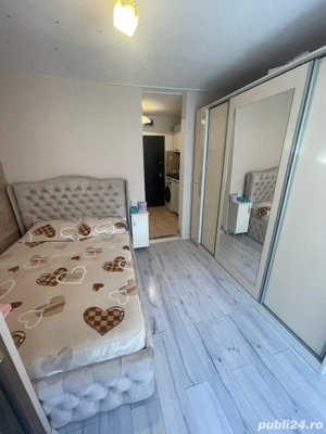 Garsonera de vanzare ( sus la ura )  - imagine 3