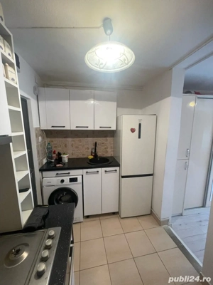 Garsonera de vanzare ( sus la ura )  - imagine 8