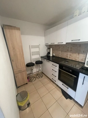 Garsonera de vanzare ( sus la ura )  - imagine 6