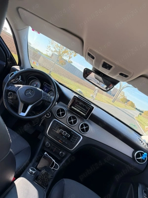 Mercedes-Benz GLA 200d  - imagine 5