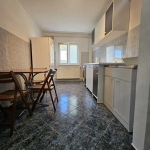 Garsoniera cu parcare -mutare imediată  - imagine 2