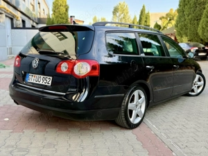 Vw Passat B6 TRENDLINE , 2.0 Tdi , 2009 , EURO 5 , Automat DSG ,Nerulat RO , Posib. Nr Rosii 3 Luni - imagine 3