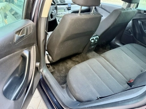 Vw Passat B6 TRENDLINE , 2.0 Tdi , 2009 , EURO 5 , Automat DSG ,Nerulat RO , Posib. Nr Rosii 3 Luni - imagine 9