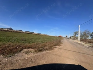 Persoana fizica, Teren intravilan Aroneanu, 554+98 mp - imagine 4