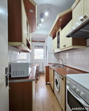 Apartament 2 camere, etaj 3, centrala - Vlaicu - imagine 3