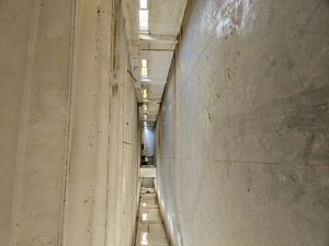 Închiriez hala Arad centura.