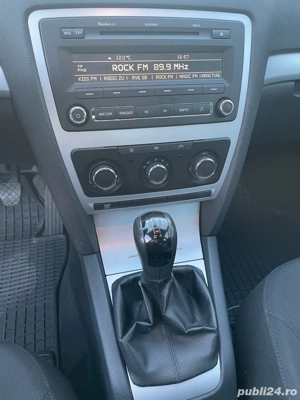 Skoda Octavia 2 facelift 1.6 TDI - imagine 9