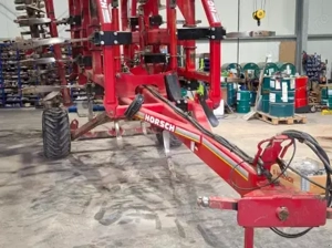 Vând cultivator agricol Horsch 