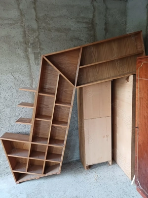 Corp biblioteca, model deosebit.