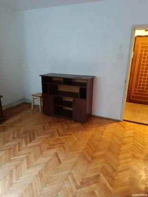 Vand garsoniera apartament cu o cameră 1 - imagine 2