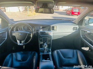 volvo v60 plug in hybrid  - imagine 4