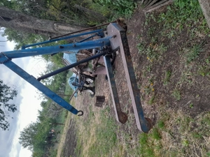 Se vinde girafa hidraulica